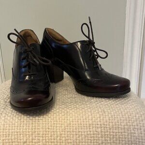 Clarks, Oxford Heels, Size 8.5
